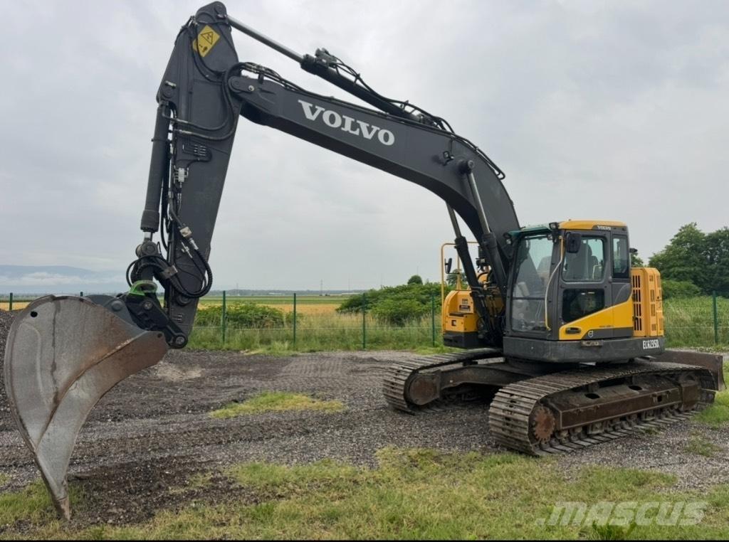 Volvo ECR235DL Верижен екскаватор