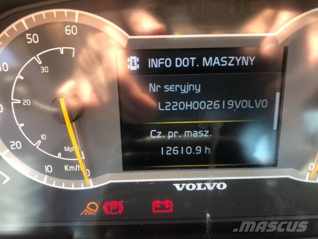 Volvo L220H Колесни товарачи