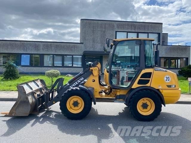 Volvo L 20 F Колесни товарачи
