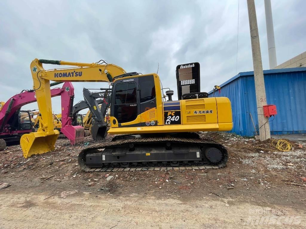 Komatsu PC 240 Верижен екскаватор