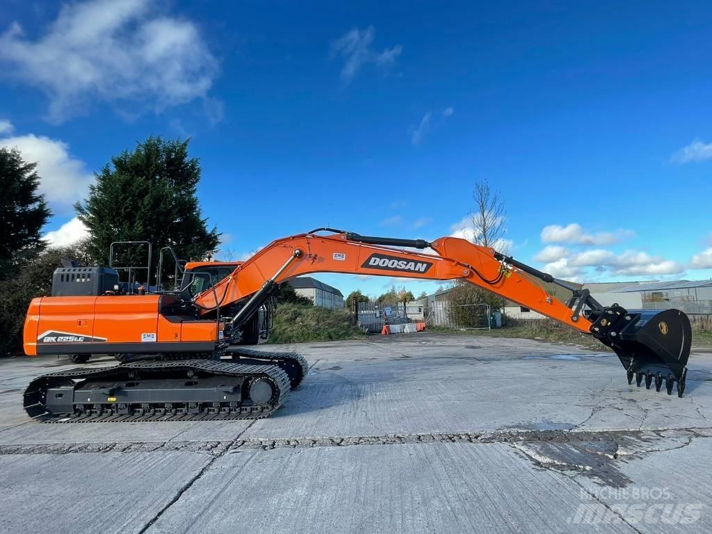 Doosan DX225LC-7 Верижен екскаватор