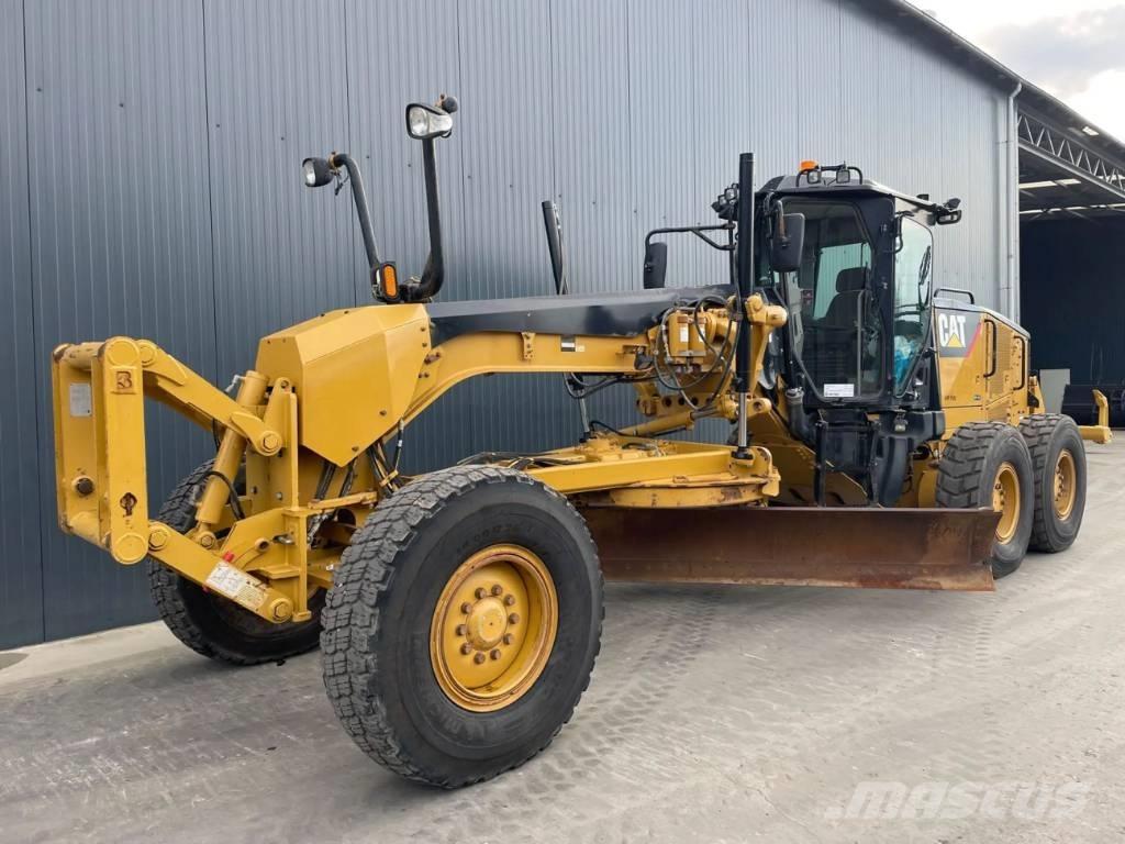 CAT 140M Грейдери