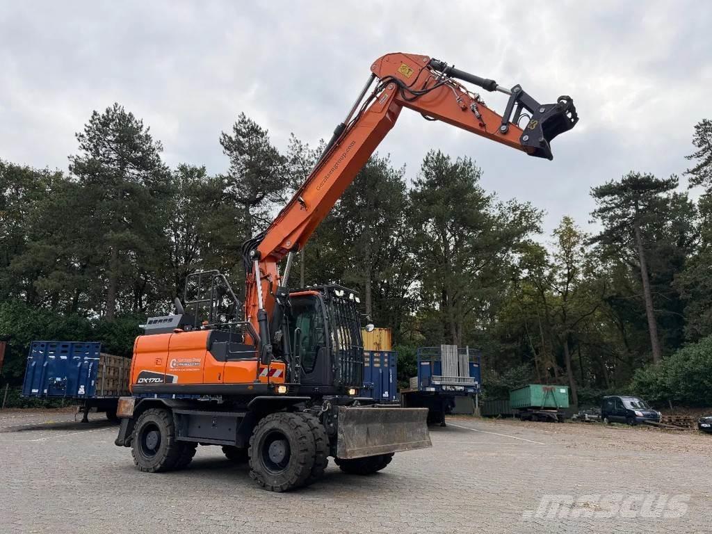 Doosan DX170W-5 Колесни екскаватори