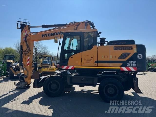 Hyundai HW 210 Колесни екскаватори