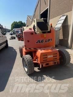 JLG M 450 AJ Съчленени стрелови подемници