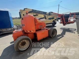 JLG M 450 AJ Съчленени стрелови подемници