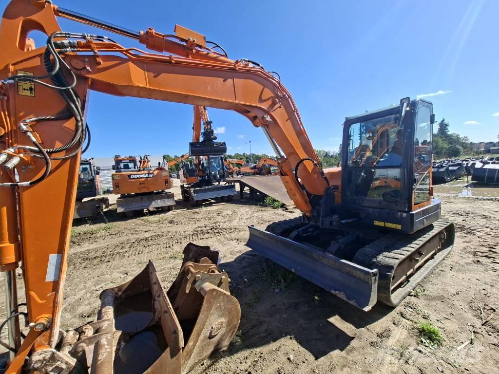 Doosan DX 85 R-3 Средни екскаватори 7т - 12т