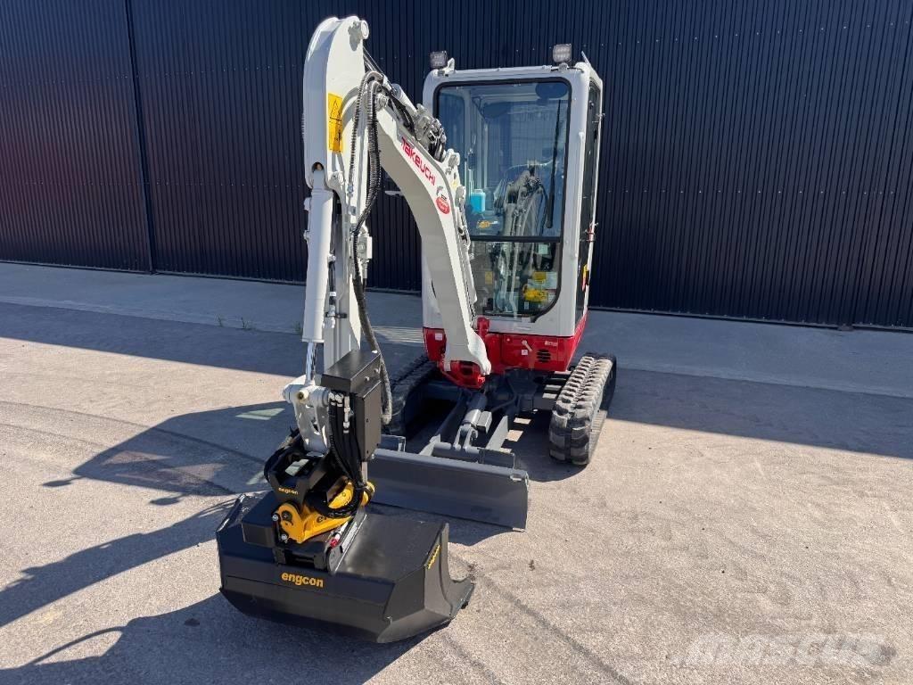 Takeuchi TB 320 Мини екскаватори < 7 т
