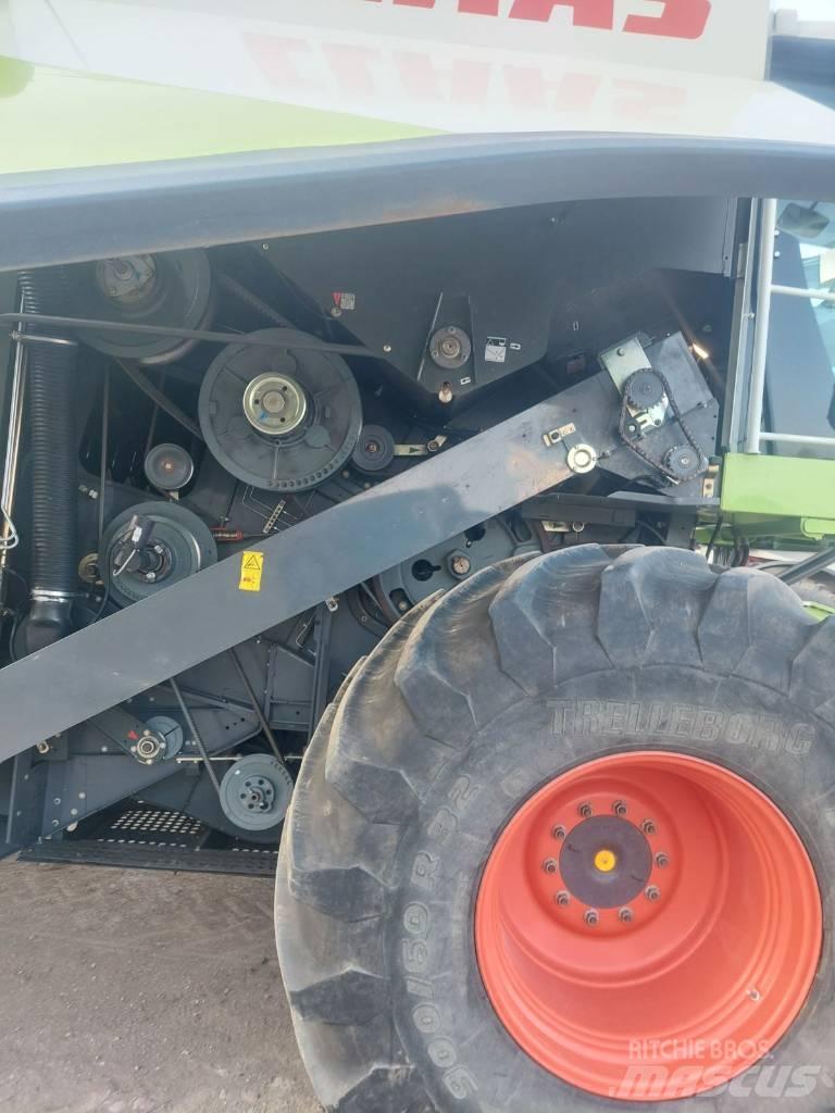CLAAS Lexion 670 Комбайни