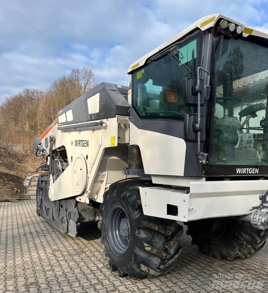 Wirtgen WR240i Рециклатори на асфалт