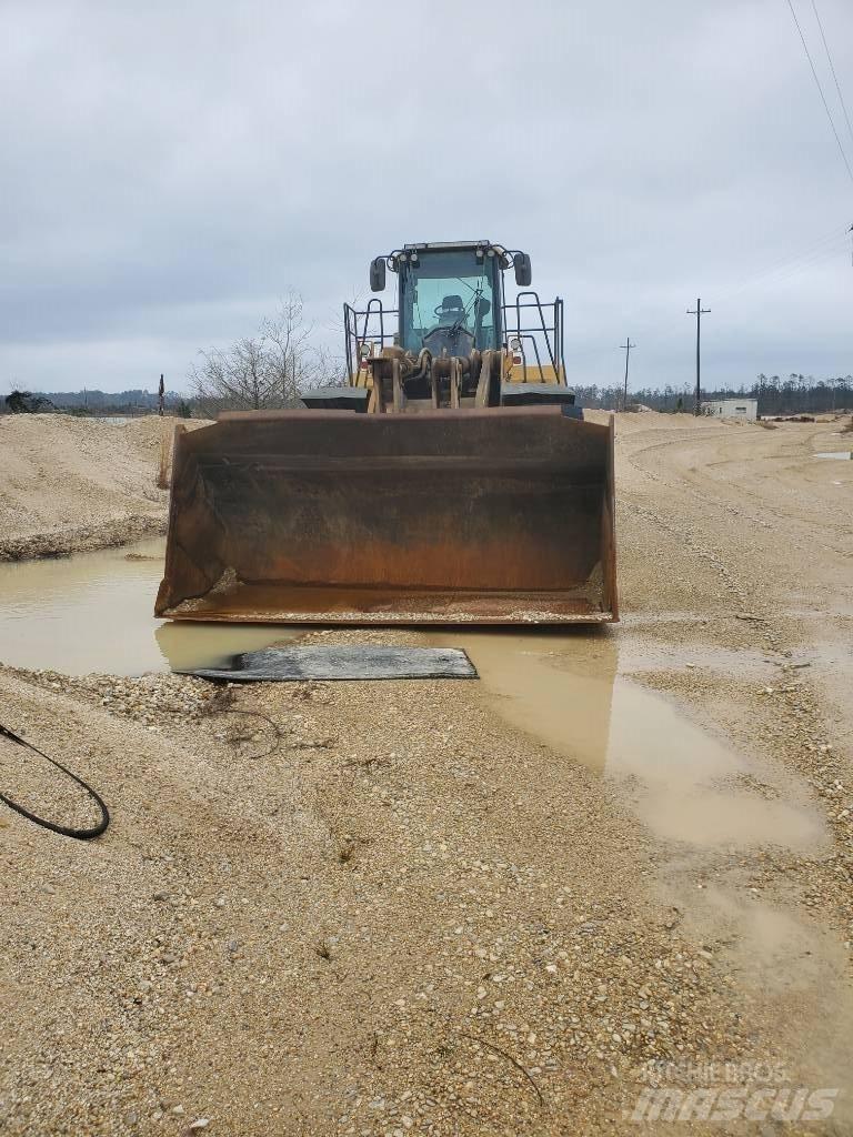 John Deere 844 K Колесни товарачи