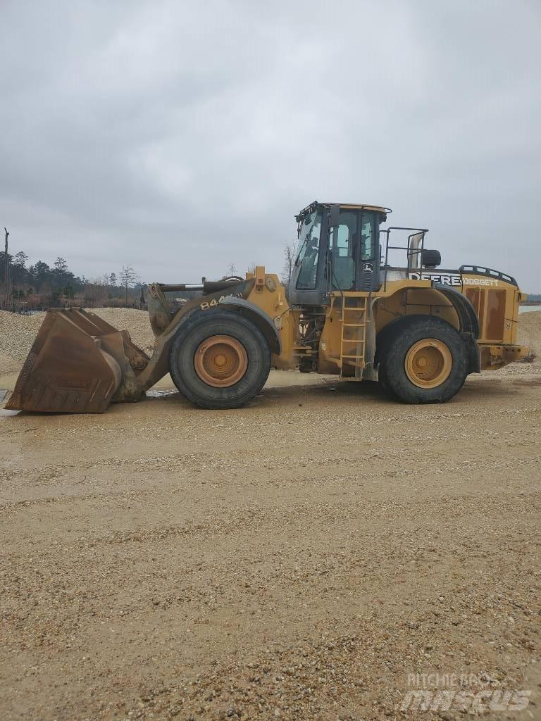 John Deere 844 K Колесни товарачи