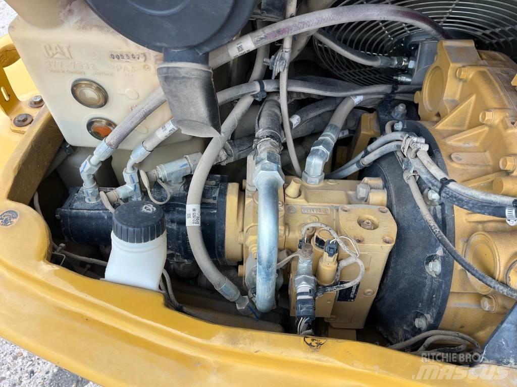 CAT 908 H Колесни товарачи