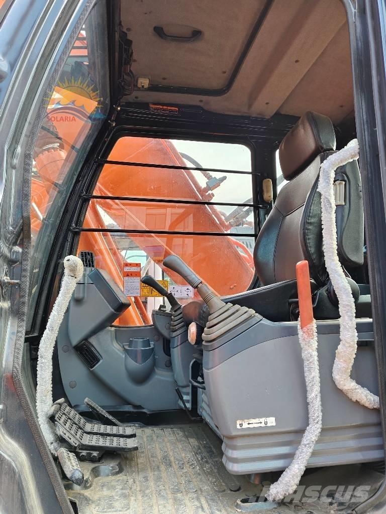 Hitachi ZX 200 Верижен екскаватор