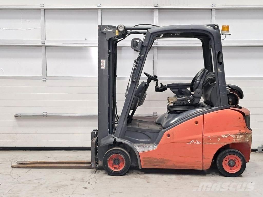 Linde H20T-01 Камиони с АГУ