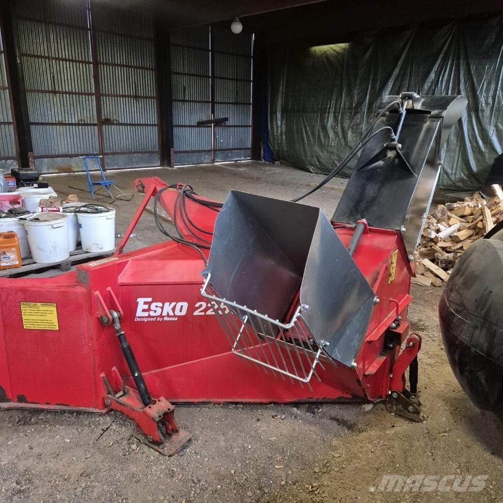 Esko 2252 H Снегохвъргачки
