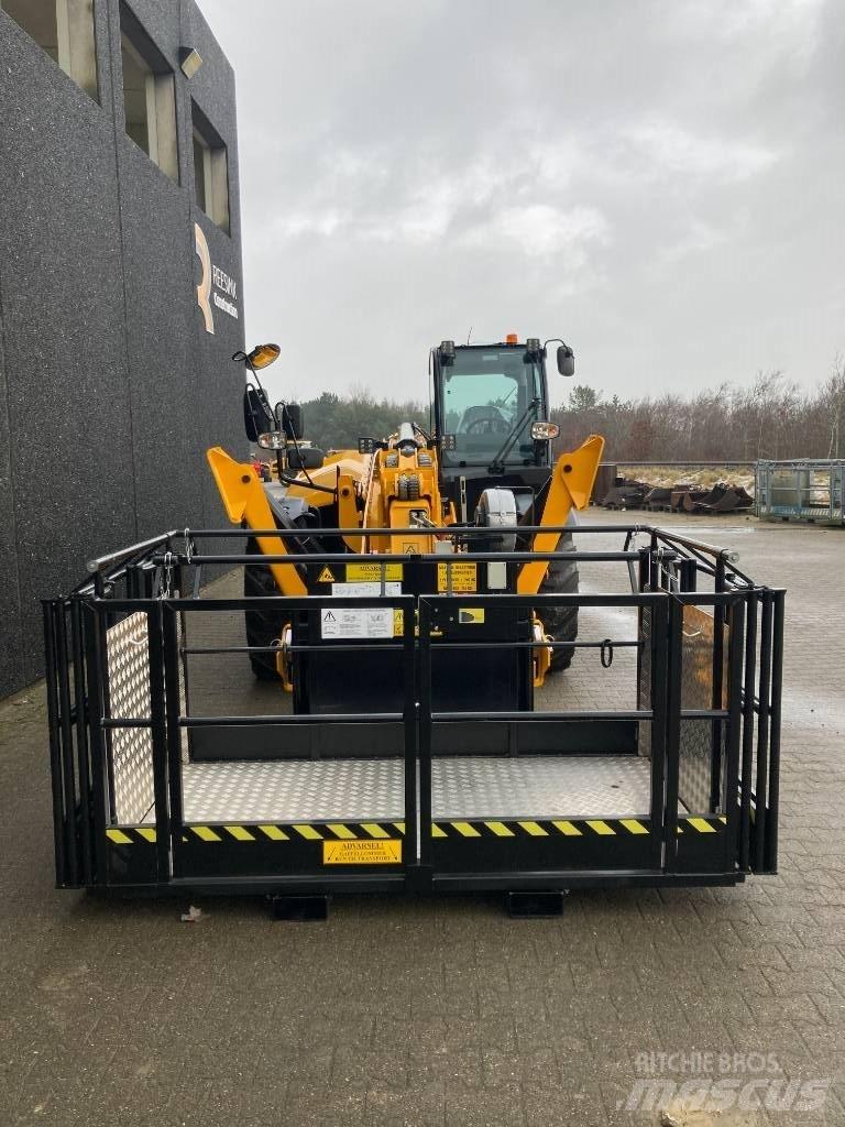 JCB 540-180 Телескопични товарачи