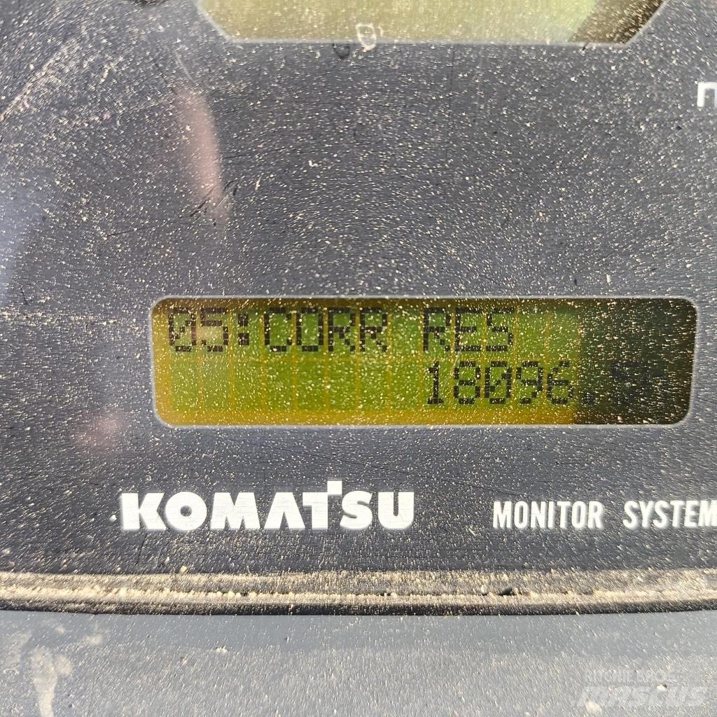 Komatsu D 65 PX-15 Верижни булдозери
