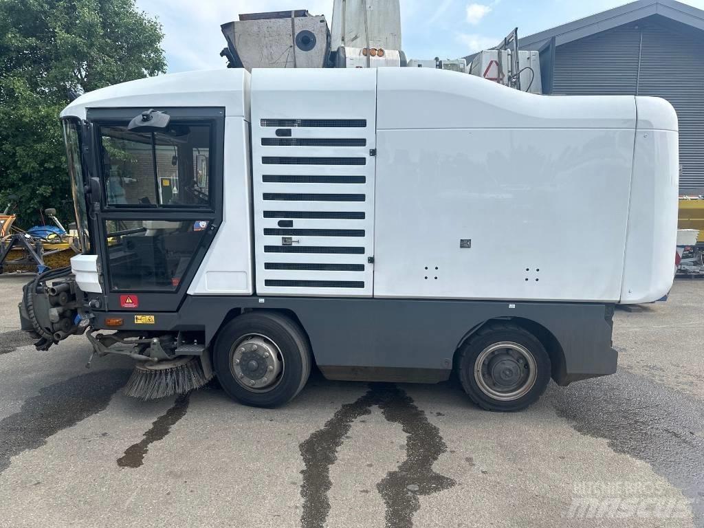 Ravo 540ST Автоматични метачки с четки