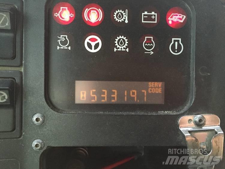 CAT 775 D Твърди самосвали
