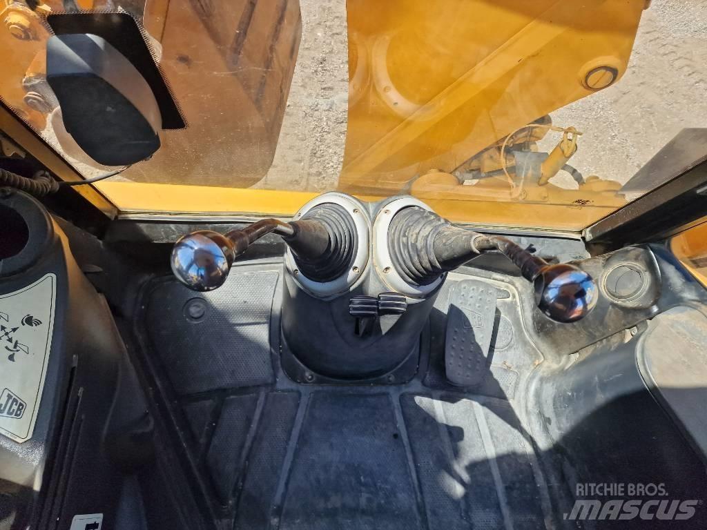 JCB 3 CX Товарач със заден ексватор
