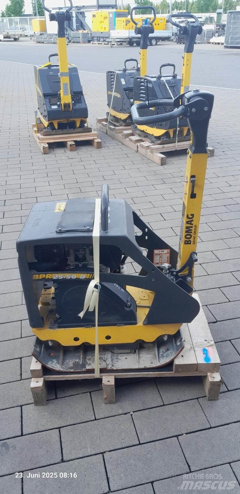 Bomag BPR 25/50 D Уплътнители за плочи
