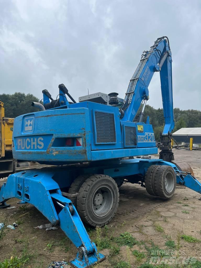 Fuchs MHL 320 Колесни екскаватори