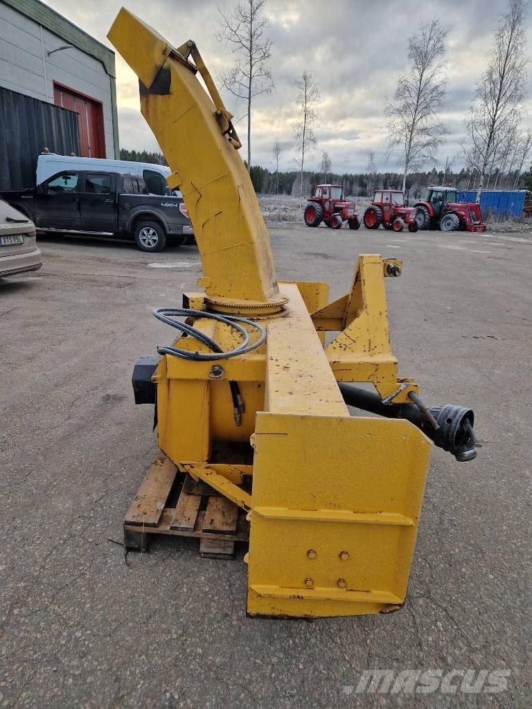 Westbjörn 2300 Снегохвъргачки
