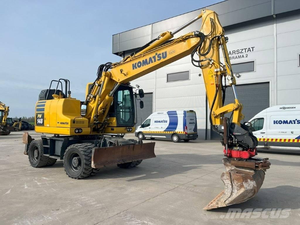 Komatsu PW 148-11 Колесни екскаватори