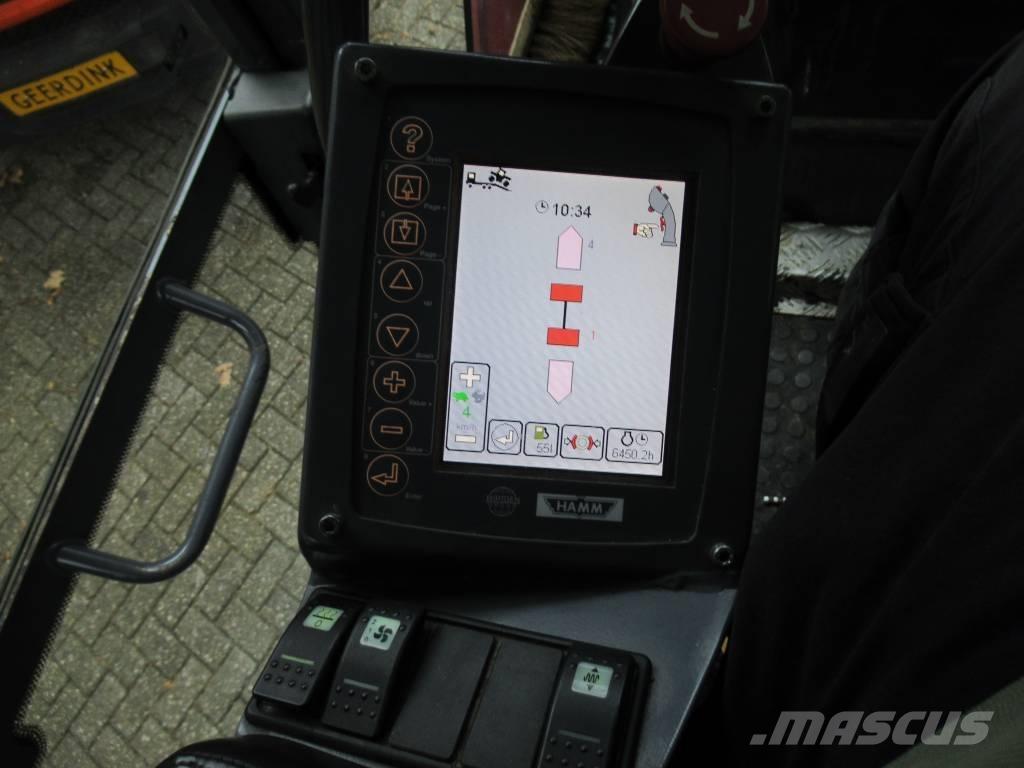 Hamm DV 65 VV Еднобарабанни ролки
