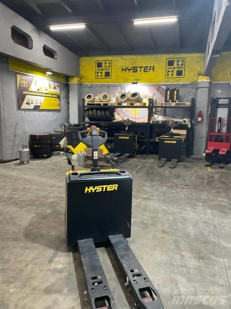 Hyster P2.0UTS Транспалетни колички с платформи