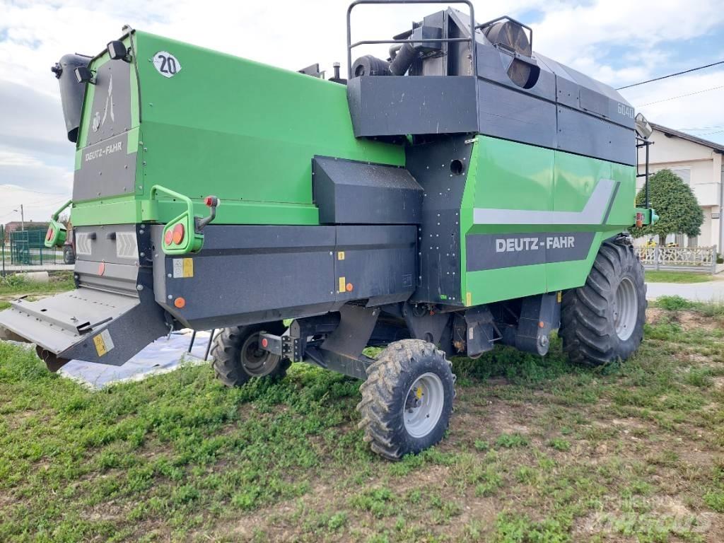 Deutz-Fahr 6040 6040 Комбайни