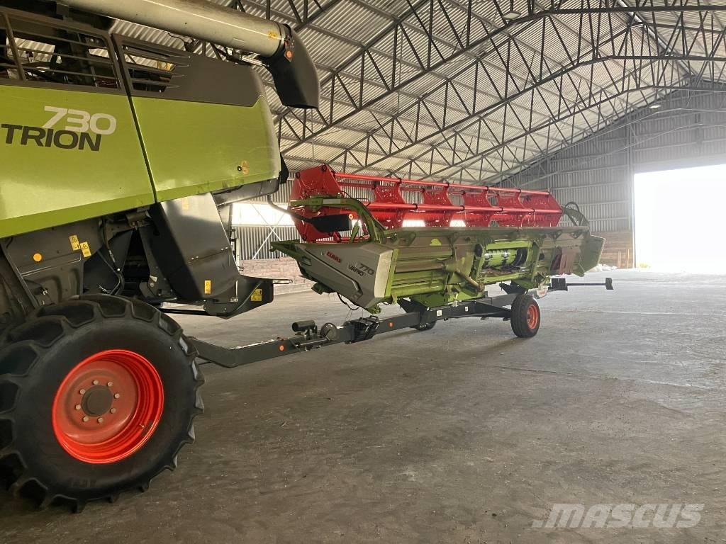 CLAAS Trion 730 Комбайни
