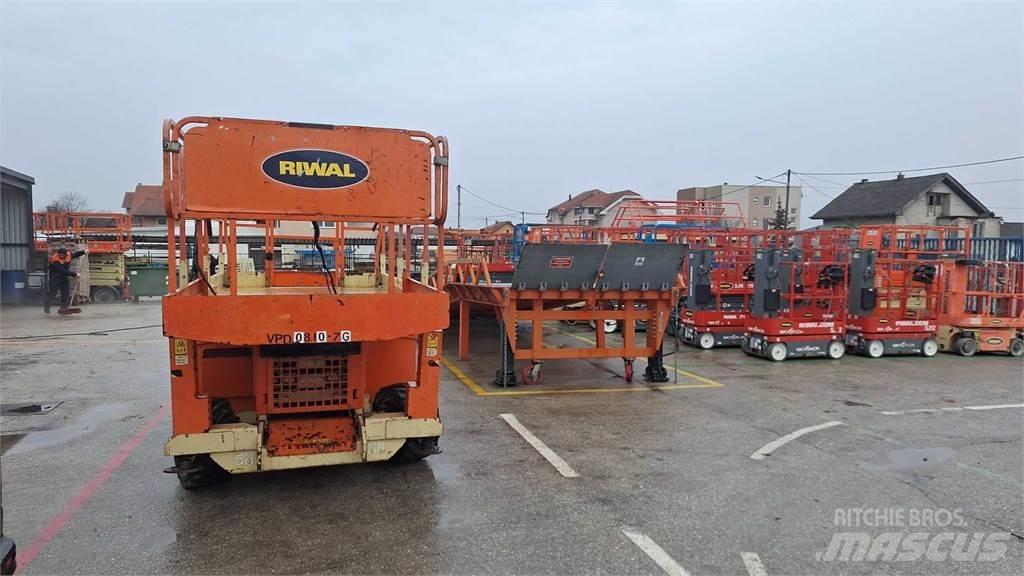 JLG 260MRT B Ножични работни платформи
