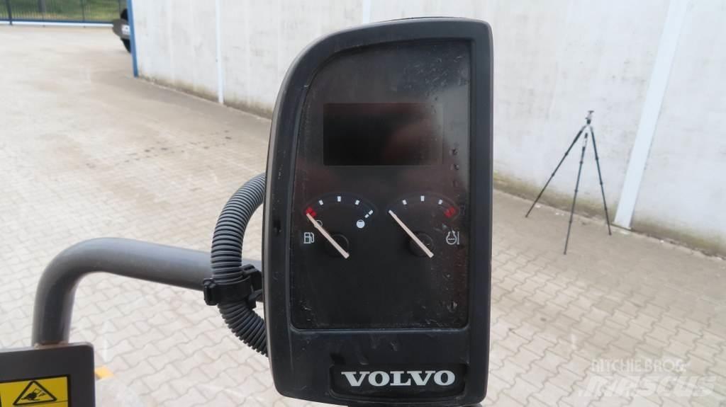 Volvo SD45B Еднобарабанни ролки
