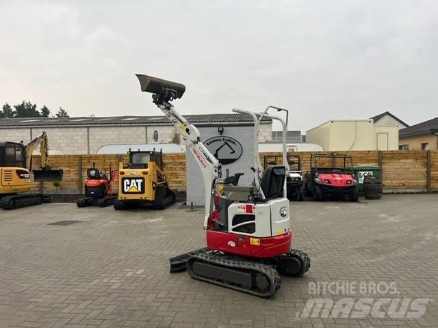 Takeuchi TB 210 R Мини екскаватори < 7 т