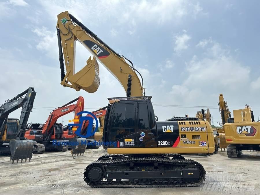 CAT 320 D2 Верижен екскаватор