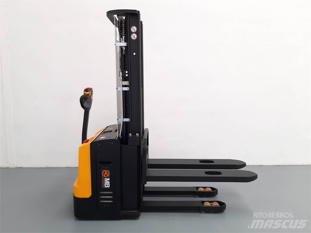  ES16 16WA 3F450 Колички високоповдигачи с теглич