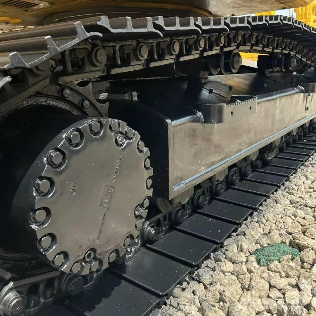 Komatsu PC 200-8 Верижен екскаватор