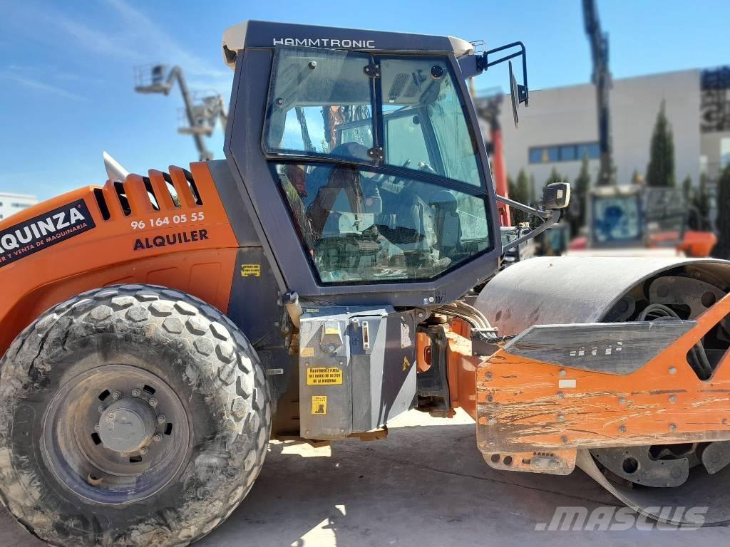 Hamm H11 i Еднобарабанни ролки
