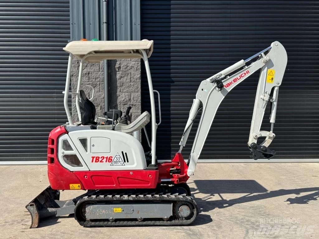 Takeuchi TB 216 Мини екскаватори < 7 т