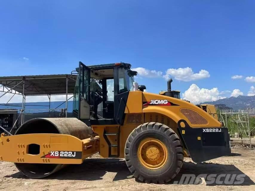 XCMG XS223J Еднобарабанни ролки
