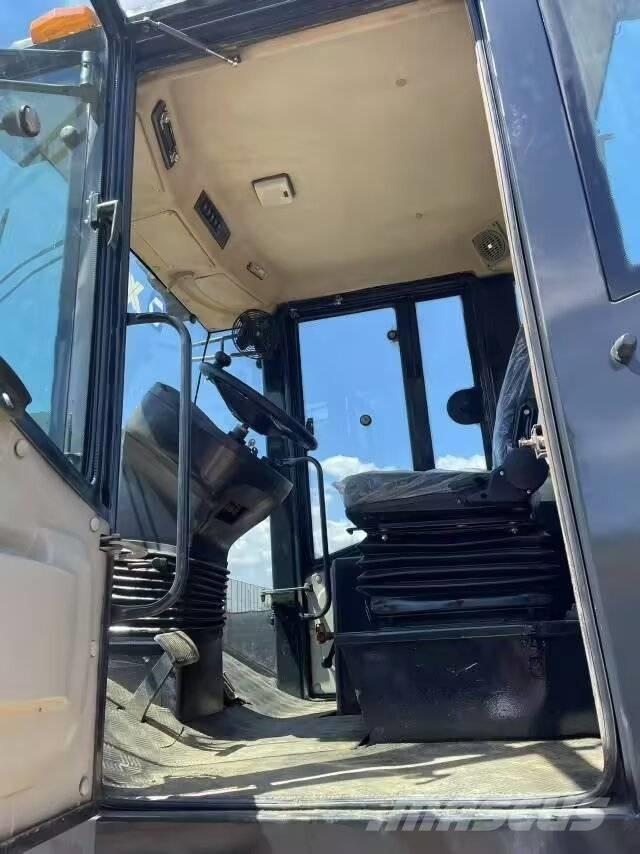 XCMG XS223J Еднобарабанни ролки
