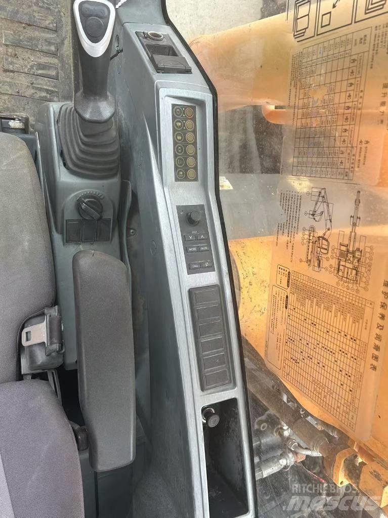 Hyundai R220LC-9S Верижен екскаватор