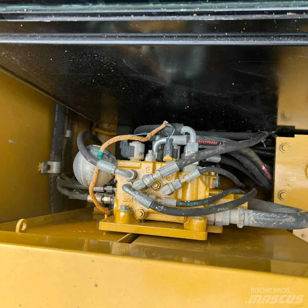 CAT 306E Мини екскаватори < 7 т