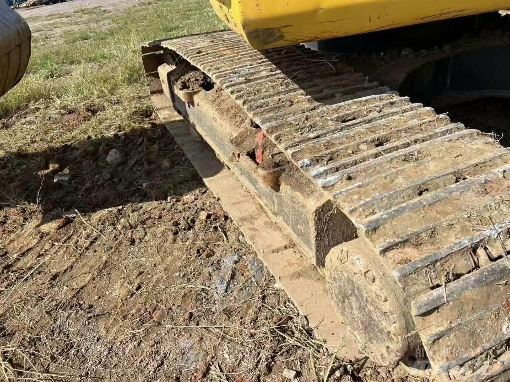 Komatsu PC 200 Верижен екскаватор