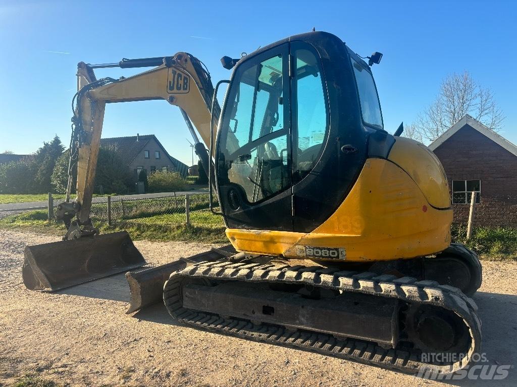 JCB 8080 Средни екскаватори 7т - 12т