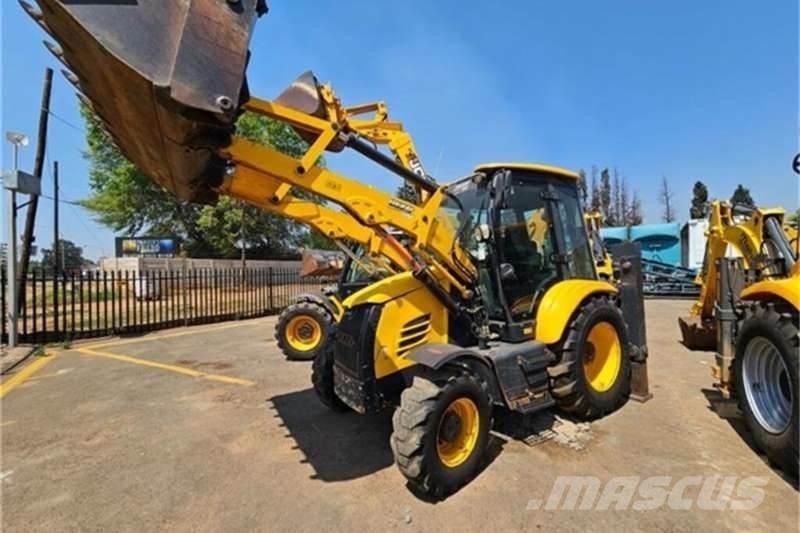 Dezzi CMI 4X4 TLB Товарач със заден ексватор