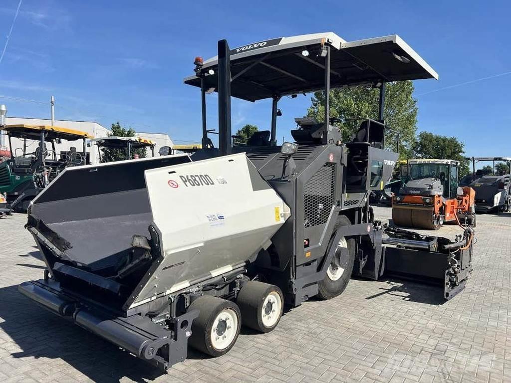 Volvo P 6870D Машини за асфалт