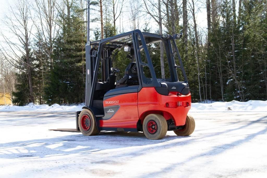 Linde E50 Електрически вилични кари-повдигачи